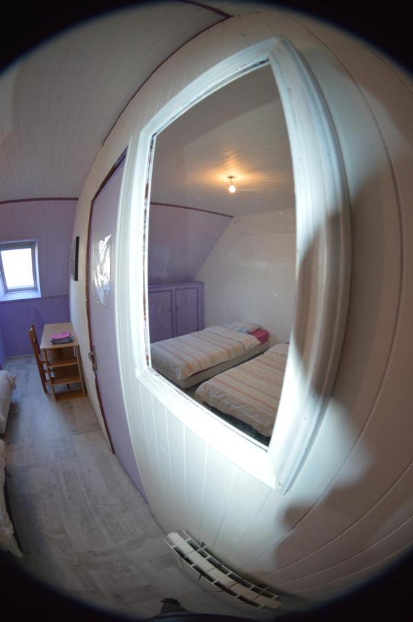 Chambre Au Calme Et Simple, Cuisine A Dispo Сен-Поль-де-Леон Екстер'єр фото